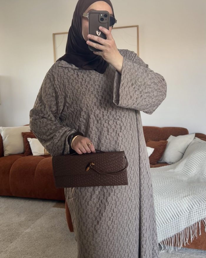 Robe dentelle doublée | Taupe