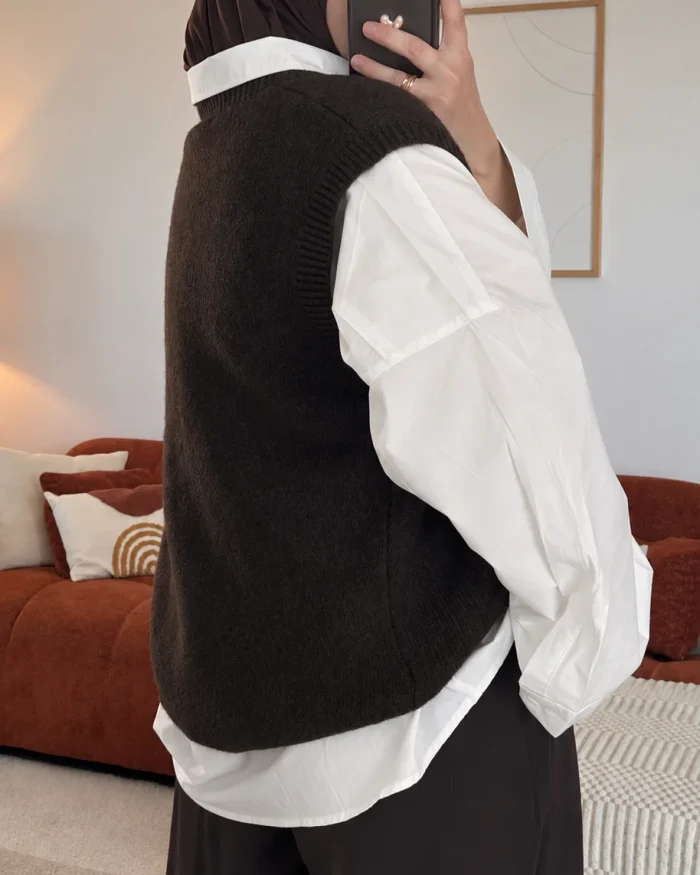 Alternative view of Gilet sans manches mailles | Marron