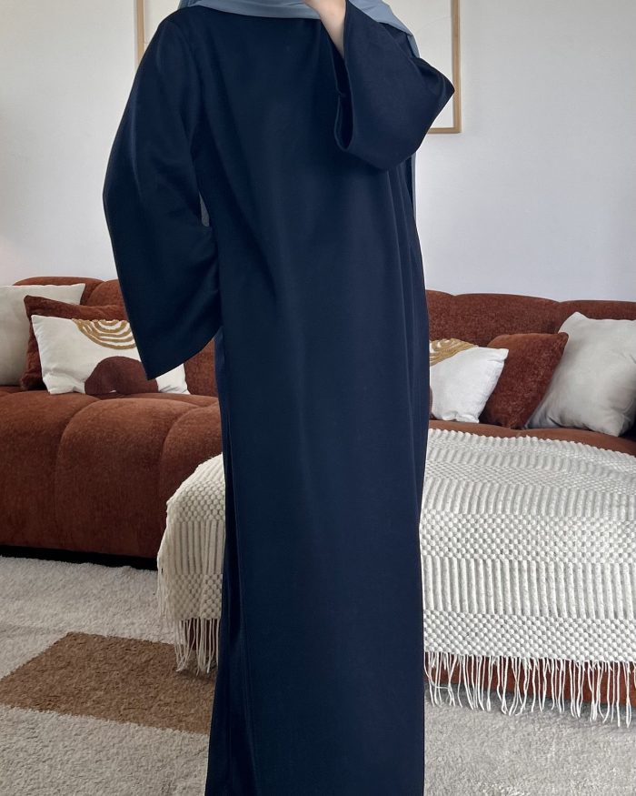 Abaya col haut Sayana | Bleue nuit – Image 4