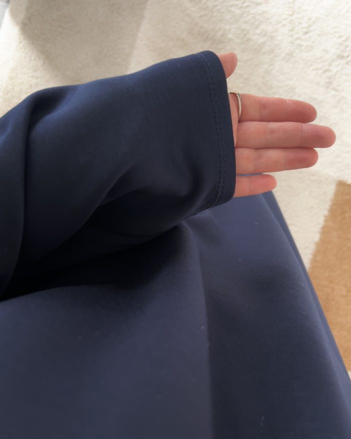 Abaya col haut Sayana | Bleue nuit – Image 5